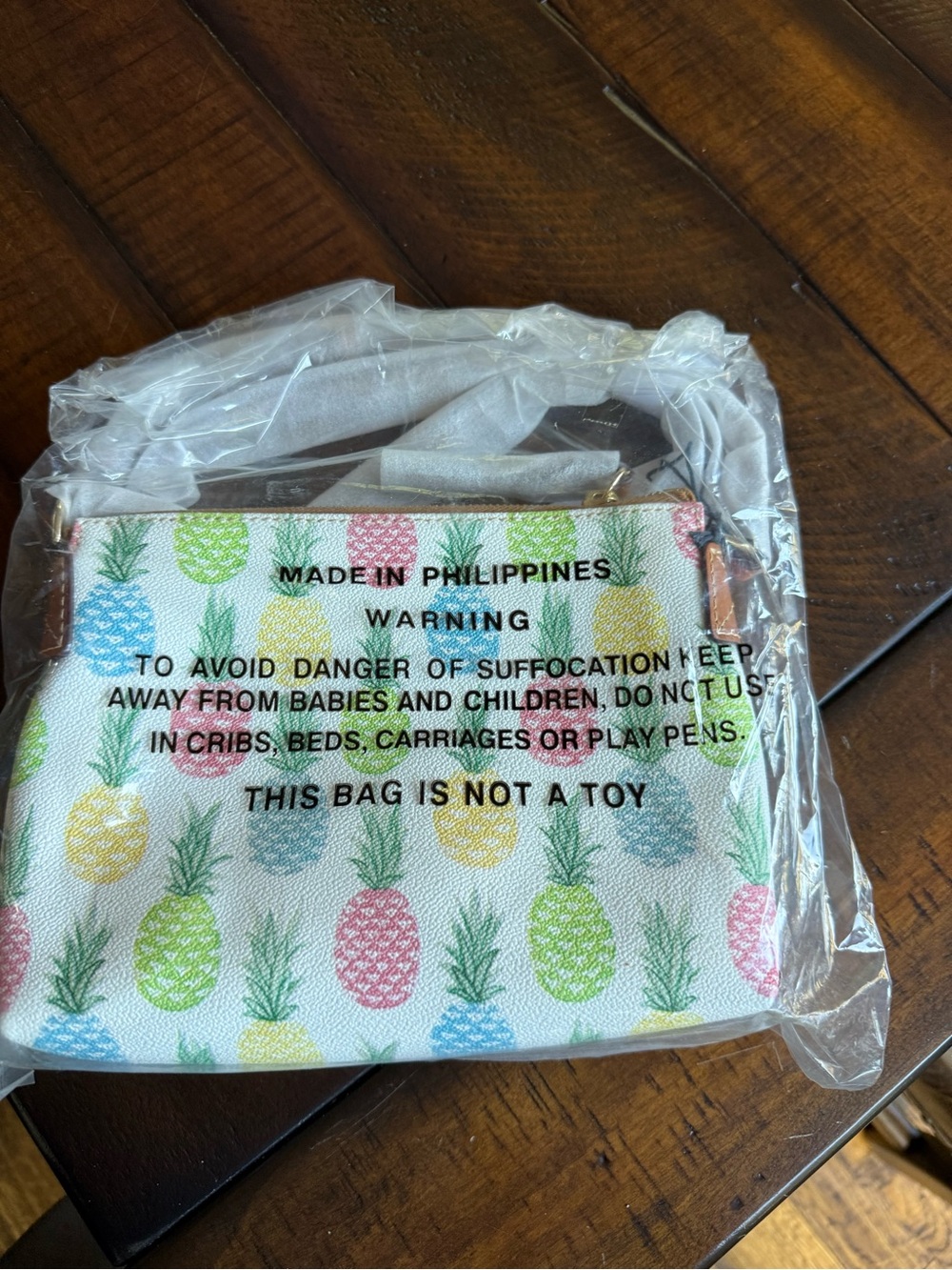 Dooney & Bourke Pineapple Print "Tiki" crossbody bag-New in packaging! - Picture 7 of 7